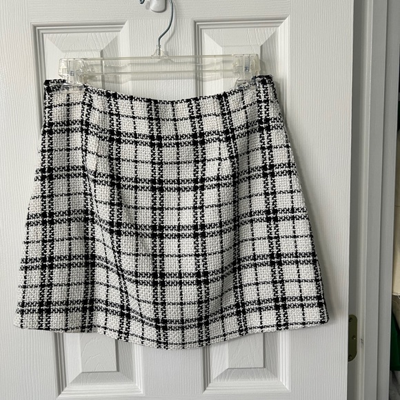 Grey Bandit knit skirt - Picture 2 of 4